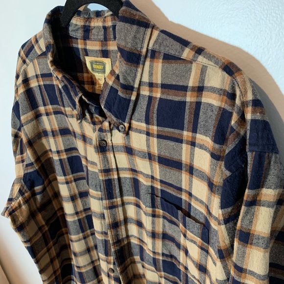 The Foundry Thick Long Sleeved Flannel - Picture 3 of 6